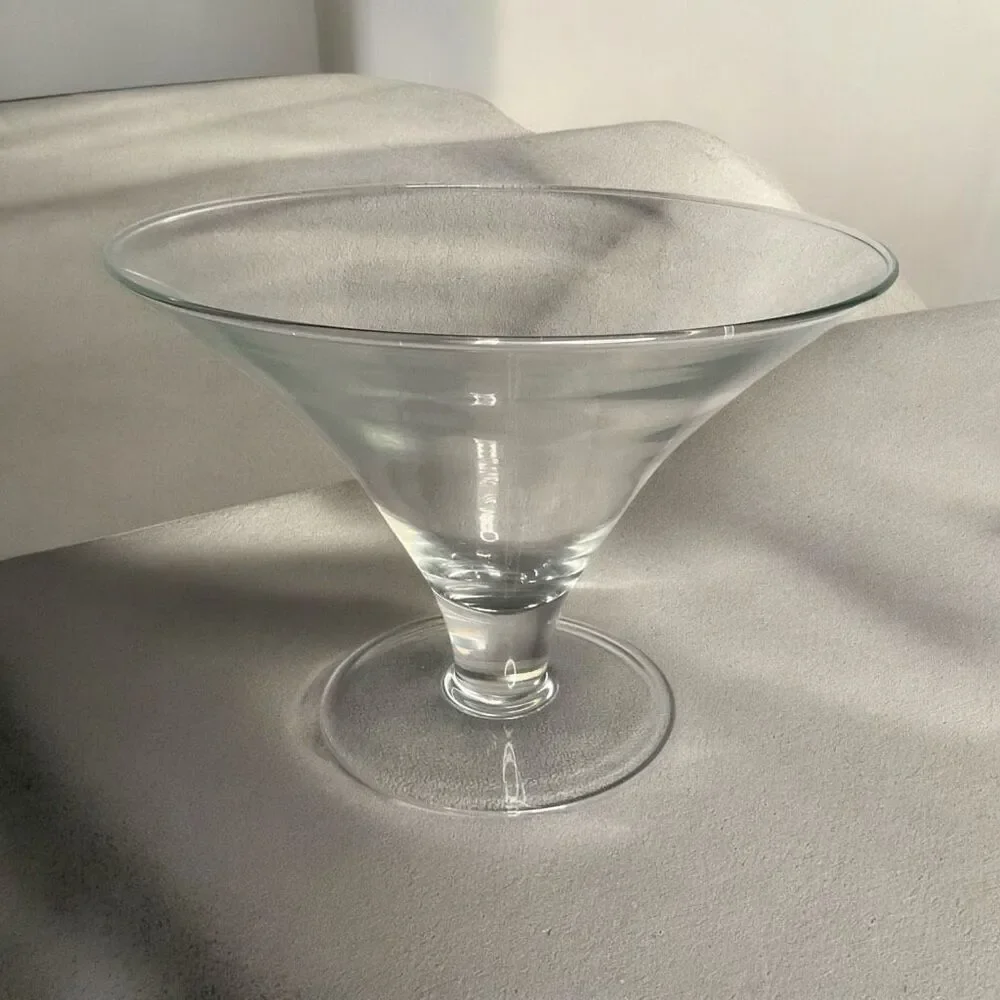 Southern Living at HOME Hand Blown Celebration Glass Bowl  Serving Or Decor 7,6”
